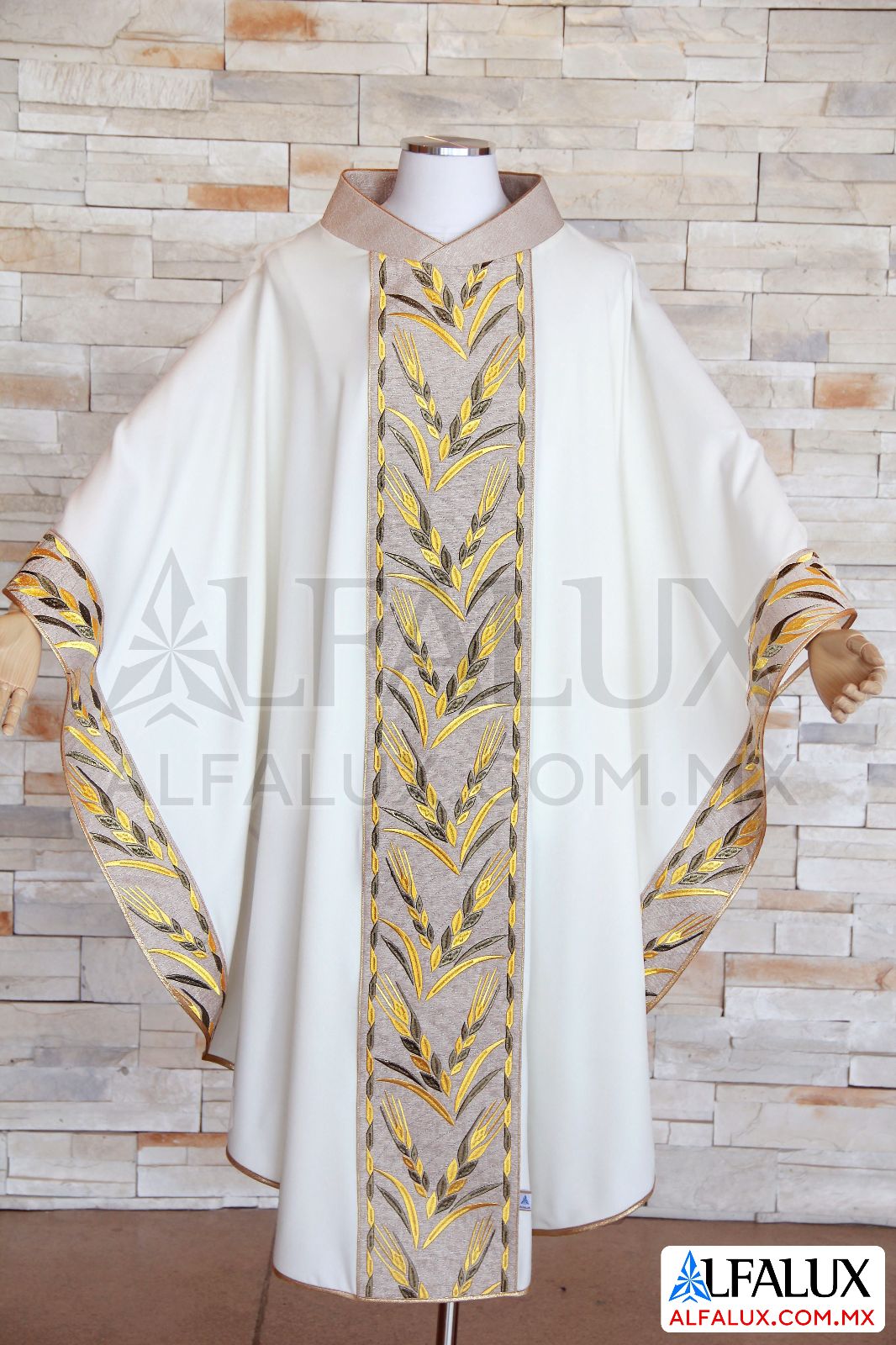 31 VITALIS Casulla Alfalux  Central Bronce Brocado 872 (1)